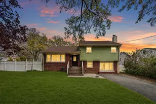 515 Hollywood Ave, Toms River Township, NJ 08753 - Photo 2