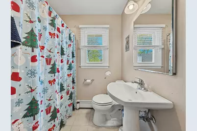 515 Hollywood Avenue, Toms River Township, NJ 08753 - Photo 16