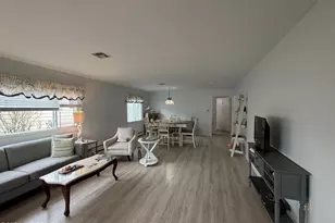 75 Chesterfield Ln, Toms River Township, NJ 08757 - Photo 10