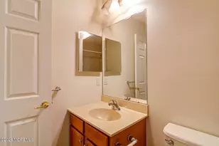 50 Eagle Ridge Cir, Lakewood, NJ 08701 - Photo 26