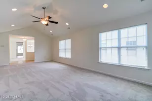 50 Eagle Ridge Cir, Lakewood, NJ 08701 - Photo 10