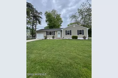 32 Bowline Street, Beachwood, NJ 08722 - Photo 2