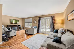 1143 Roseberry Ct, Morganville, NJ 07751 - Photo 4