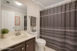 1143 Roseberry Ct, Morganville, NJ 07751 - Photo 20