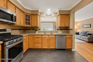 1143 Roseberry Ct, Morganville, NJ 07751 - Photo 10