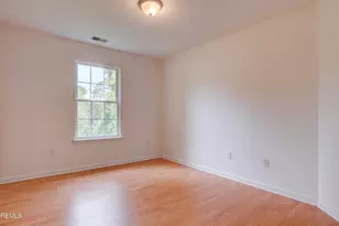 109 Woodland Dr, Aberdeen Township, NJ 07747 - Photo 34