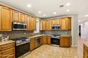 66 Birch St, Lakewood, NJ 08701 - Photo 16