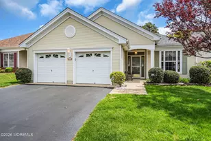 24 Greensprings Dr, Lakewood, NJ 08701 - Photo 2