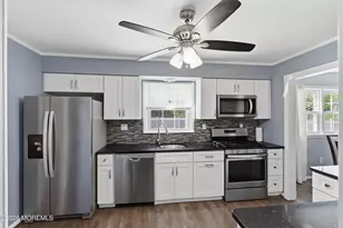 25 Orchard Ct, Howell Township, NJ 07731 - Photo 12