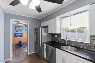 25 Orchard Ct, Howell Township, NJ 07731 - Photo 16