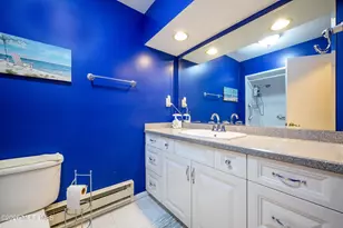 23 Meadow Green Cir, Manalapan Township, NJ 07726 - Photo 10