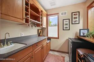 105 Clover Ct, Freehold, NJ 07728 - Photo 26