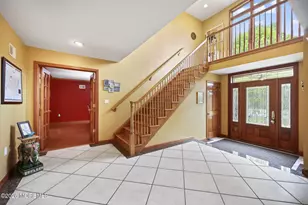 105 Clover Ct, Freehold, NJ 07728 - Photo 18