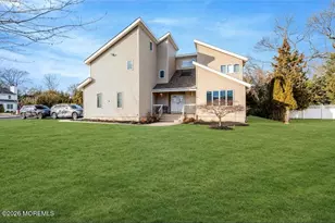 28 Musket Ln, Eatontown, NJ 07724 - Photo 2