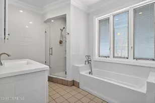 381 Monmouth Rd, Freehold, NJ 07728 - Photo 32