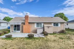 11 San Salvador St, Toms River Township, NJ 08757 - Photo 2
