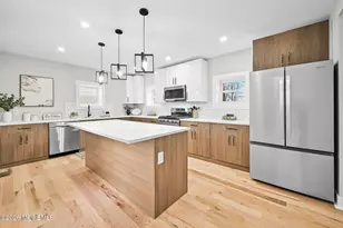 8 Newman St, Hazlet Township, NJ 07734 - Photo 14