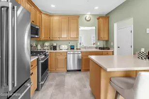 56 W Aspen Way, Matawan, NJ 07747 - Photo 12