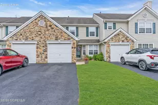 205 Iris Way, Brick, NJ 08724 - Photo 4