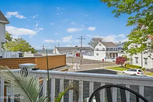 100 1st St, Keyport, NJ 07735 - Photo 30