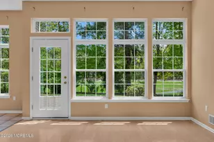 24 Greenways Ln, Lakewood, NJ 08701 - Photo 8