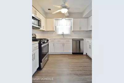 8 Colonial Court, Jackson, NJ 08527 - Photo 10