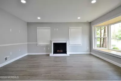8 Colonial Court, Jackson, NJ 08527 - Photo 6