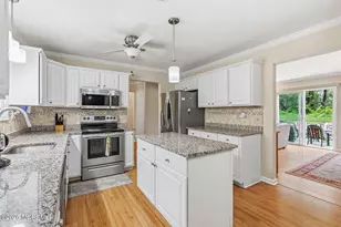 66B Corso Italia, Freehold, NJ 07728 - Photo 8