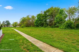 66B Corso Italia, Freehold, NJ 07728 - Photo 22