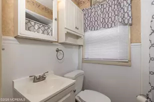 312 Elmwood Dr, Aberdeen Township, NJ 07735 - Photo 6