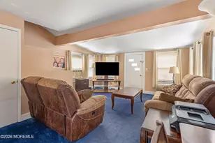 312 Elmwood Dr, Aberdeen Township, NJ 07735 - Photo 8