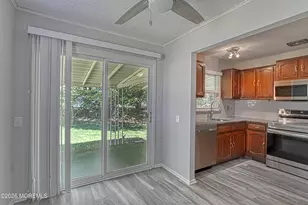 16 Hudson Pkwy, Whiting, NJ 08759 - Photo 4