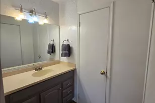 21 Pamlico Ct, Bordentown, NJ 08505 - Photo 12