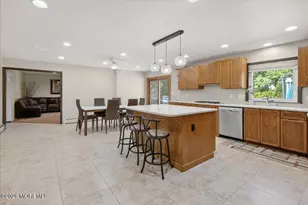 17 Bingham Dr, Marlboro Township, NJ 07746 - Photo 20