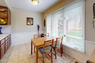 169 Nathan Dr, North Brunswick Township, NJ 08902 - Photo 8