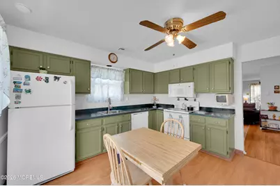 313 Concord Court, Little Egg Harbor, NJ 08087 - Photo 8