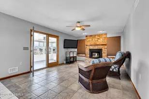 402 Atlantic City Ct, Lanoka Harbor, NJ 08734 - Photo 12