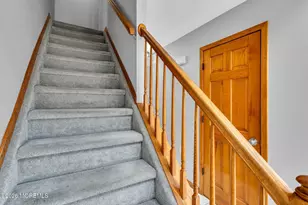 402 Atlantic City Ct, Lanoka Harbor, NJ 08734 - Photo 10
