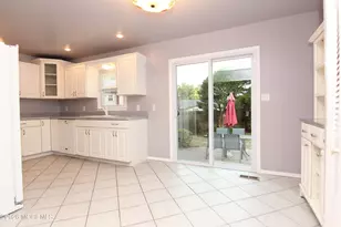 815 Shady Lawn Way, Keyport, NJ 07735 - Photo 6
