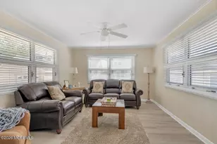 274 S 1st St, Surf City, NJ 08008 - Photo 10