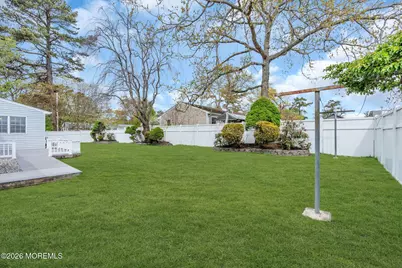 801 Broadway Boulevard, Toms River Township, NJ 08757 - Photo 36