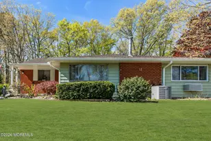 12b Cardinal St, Manchester Township, NJ 08759 - Photo 2