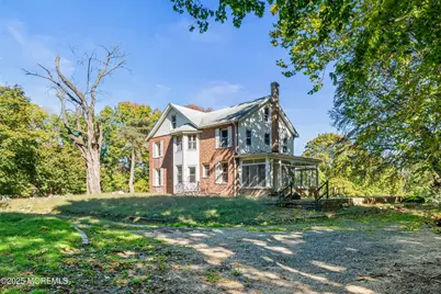 74 Reynolds Drive, Eatontown, NJ 07724 - Photo 4