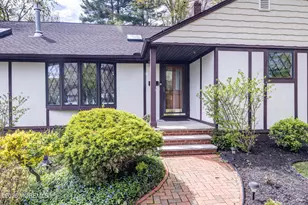4 Woodland Rd, Holmdel, NJ 07733 - Photo 4