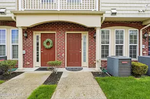 4 Kyle Dr, Tinton Falls, NJ 07712 - Photo 2