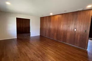 606 Alma Pl, Oakhurst, NJ 07755 - Photo 2
