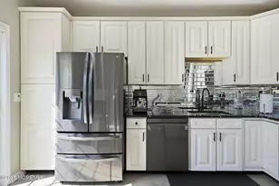 7 Demarest Dr, Manalapan Township, NJ 07726 - Photo 16