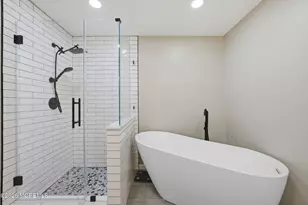 7 Demarest Dr, Manalapan Township, NJ 07726 - Photo 28