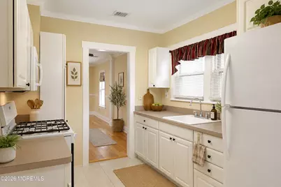 45 Manning Street, Red Bank, NJ 07701 - Photo 28
