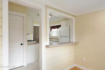 45 Manning Street, Red Bank, NJ 07701 - Photo 14